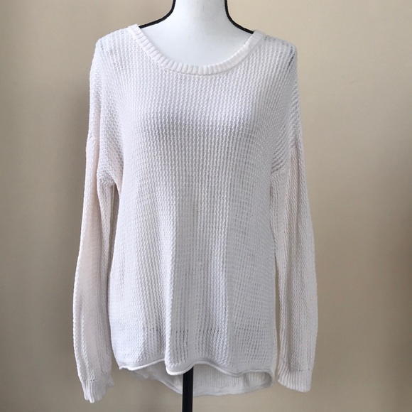 F21 Off White Sweater with Large Keyhole Back - Picture 1 of 6